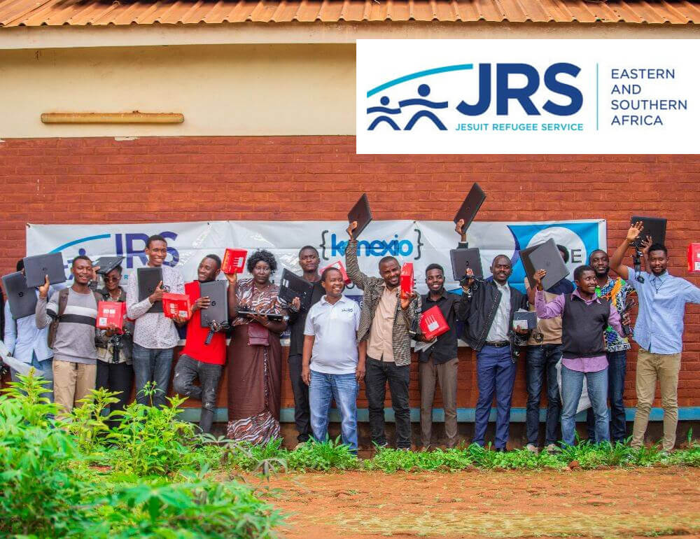 Providing refugees with laptops to access digital jobs